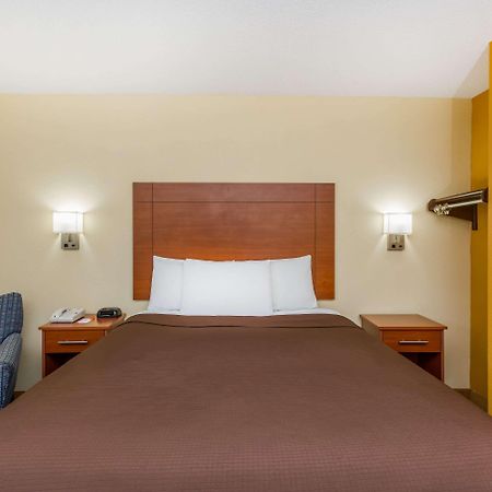 Howard Johnson by Wyndham Spartanburg Expo Center Exterior foto