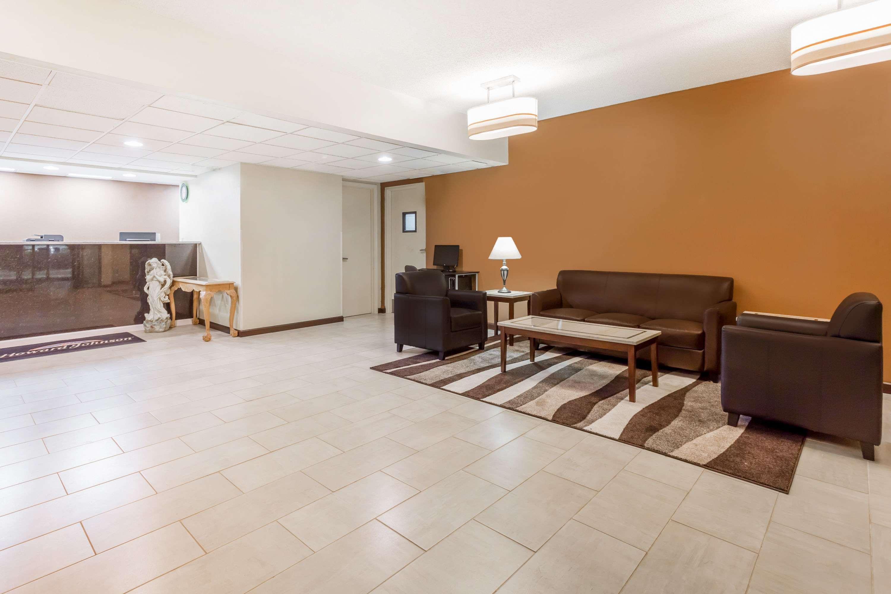 Howard Johnson by Wyndham Spartanburg Expo Center Exterior foto